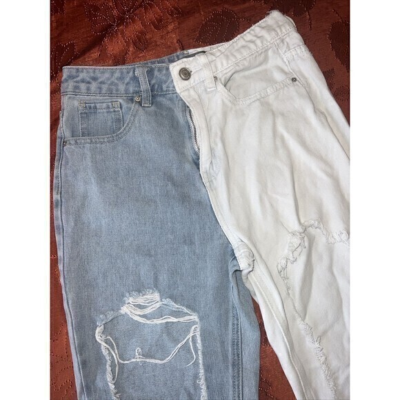 Cali 1850 High Rise‎ Ripped 2 Toned Light Washed Juniors Jeans Size 1/25 - Picture 2 of 11